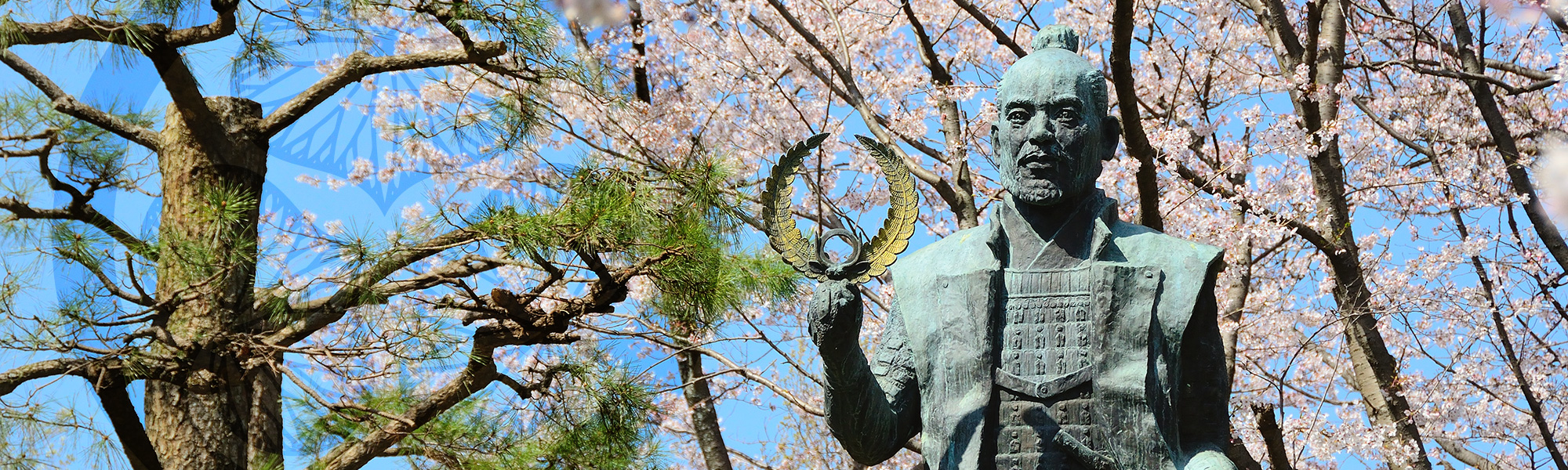 浜松の徳川家康像